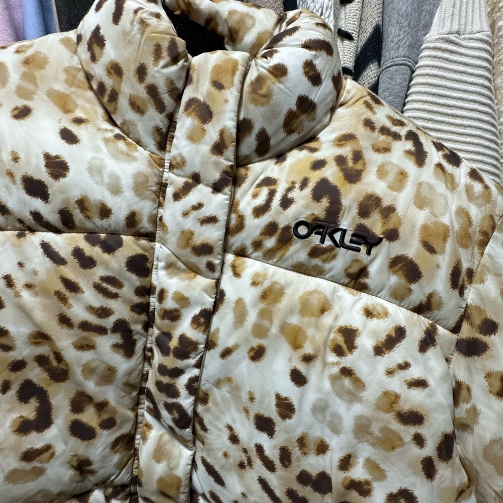 Oakley Cheetah Print Puffer Jacket